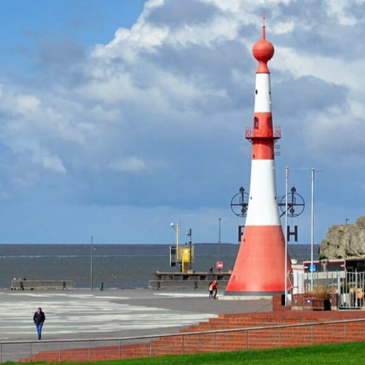 Pro Aktiv Center & Hochschule Bremerhaven Boost Youth Career Skills